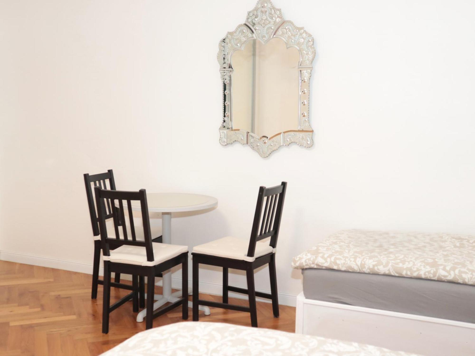 At The Blue Lion & Parking Assistance Appartement Praag Buitenkant foto